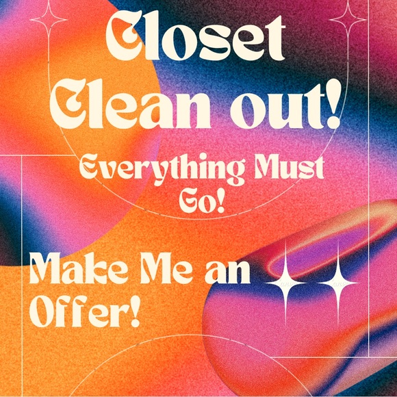 ✨CLOSET CLEAN OUT!! ✨ - Picture 1 of 1